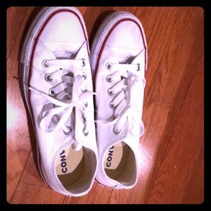 Converse Chuck Taylor Low Top All-Stars